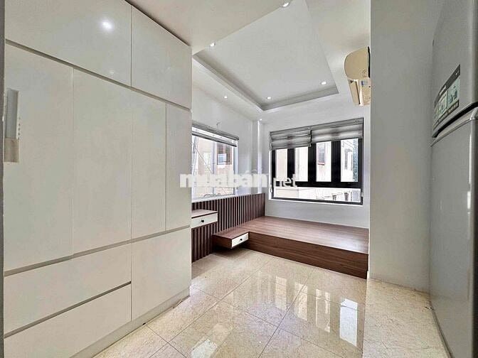 CHO THUÊ PHÒNG GIÁ RẺ CỬA SỔ LỚN MÁY GIẶT RIÊNG TRUNG TÂM QUẬN 3 T11