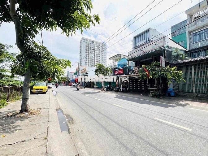 Bán nhà mặt tiền Trần Xuân Soạn khu dân cư sầm uất