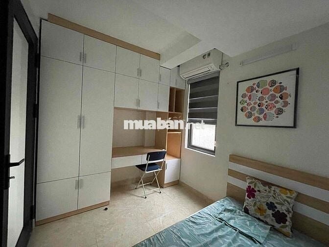 Cho thuê gấp phòng trọ ngõ 279 Đội Cấn trung tâm Hà Nội, điện giá dân,