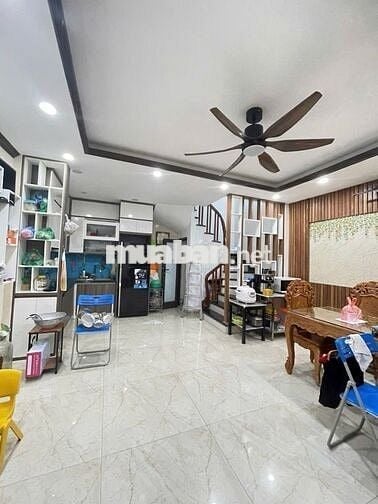 Vĩnh Hưng căn *** giá ***! 35m x5T mới,oto đỗ cửa,dưới 7 tỷ!