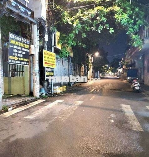 NHÀ 84M, 2 TẦNG, 4.7 TỶ TẶNG NỘI THẤT,  Đ. PHAN VĂN ĐỐI ĐI VÀO BÀ ĐIỂM