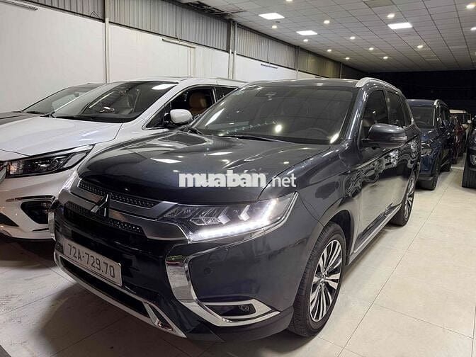 Mitsubishi Outlander 2024 Premium 2.0 CVT - 20000