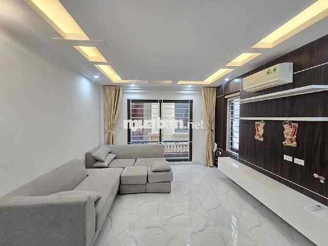 Cần Bán Nhà Ngõ 76 Vĩnh Hưng - Ngõ To - Cửa Nhà Rộng Như Sân Bóng