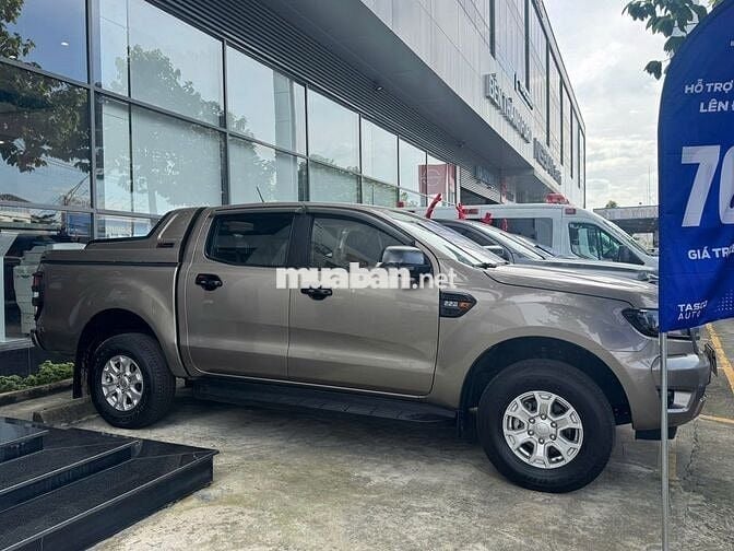 FORD RANGER 2019 SỐ SÀN_1 CHỦ TRANG PHỤ KIỆN NHIỀU