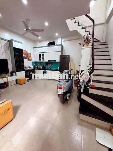 BÙI XƯƠNG TRẠCH 30M2x3 TẦNG MẶT TIỀN 5.3M, GẦN NGÕ Ô TÔ GIÁ 6.9 TỶ