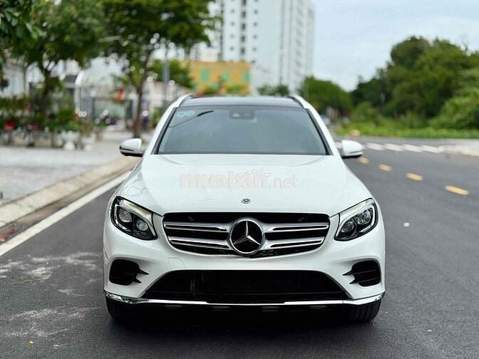 Mercedes Benz GLC Class 2018 300 4MATIC AT - 54000