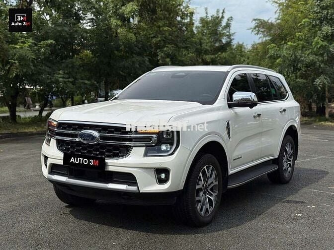 Ford Everest 2023 Titanium 2.0 AT 4x4 - 35000 km