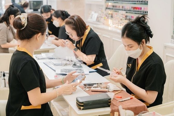 tuyển thợ Nail - Mi- Gội Gò Vấp 