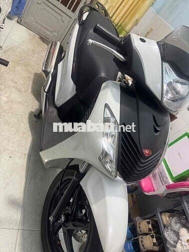 Honda SH Ý 150i Trắng - Đen nhập 3 cục BSTP