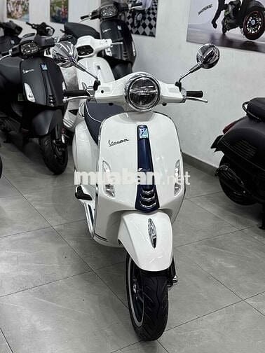 Vespa Primavera Yacht Club 125 ABS iget
