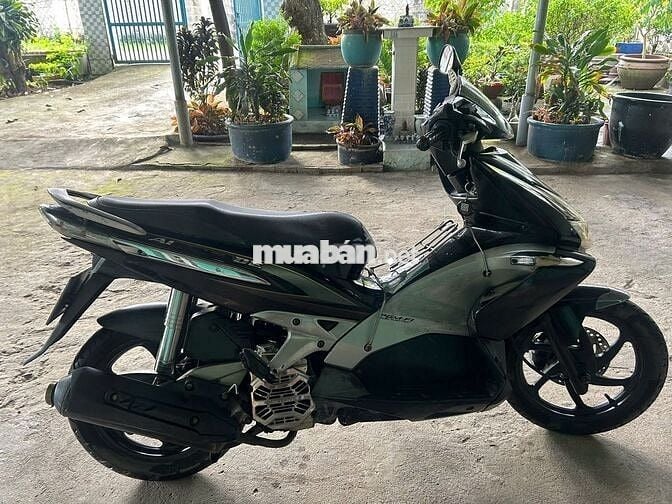 Cần bán xe Air Blade 2011