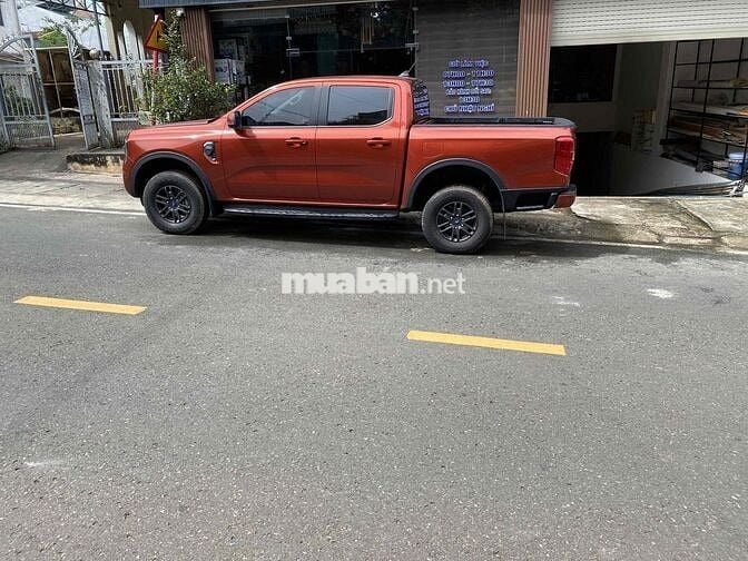 Ford Ranger 2024 XLS 2.0L 4x2 AT - 33000 km