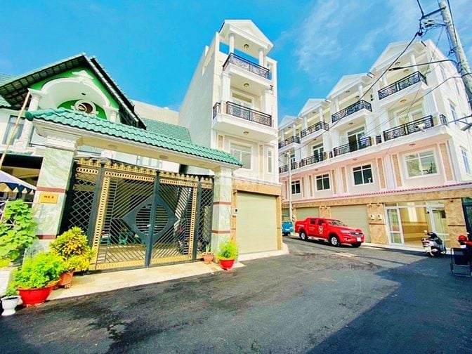 CHO THUÊ NHÀ MỚI NGAY CHỢ ĐẦU MỐI THỦ ĐỨC, CÁCH QL13 50M, CÓ MÁY LẠNH