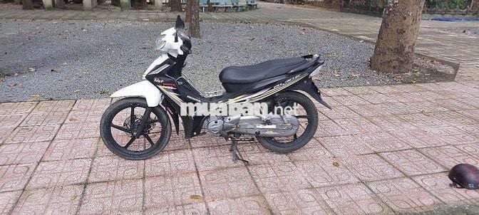 Honda Wave Blade 2017 Trắng đen