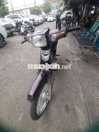 Honda Dream 100 màu Tím