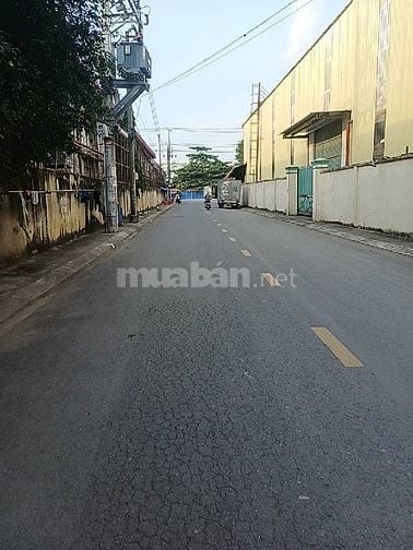 BÁN ĐẤT DT 10 X 32M TẶNG DÃY TRỌ 19P ĐƯỜNG XE CONT ĐỔ CỬA NHỈNH 12 TỶ