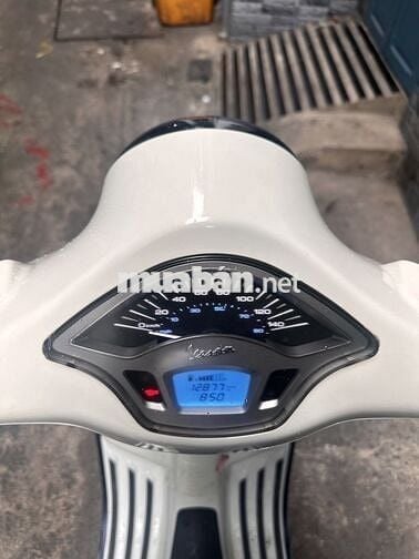 Piaggio Vespa Primavera 2022 Trắng