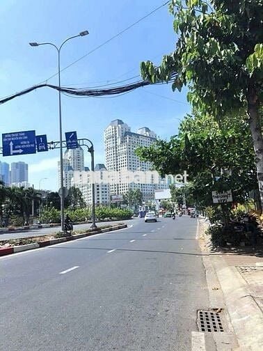 THỬA ĐẤT ĐẸP 122.9m². NGANG12m BỀ THẾ. ĐỐI DIỆN LANDMARK 81. CHỈ 11 TỶ