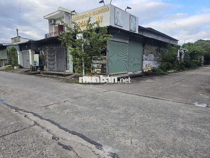 BÁN NHÀ 2 MẶT TIỀN Ở CỦ CHI 10X21M