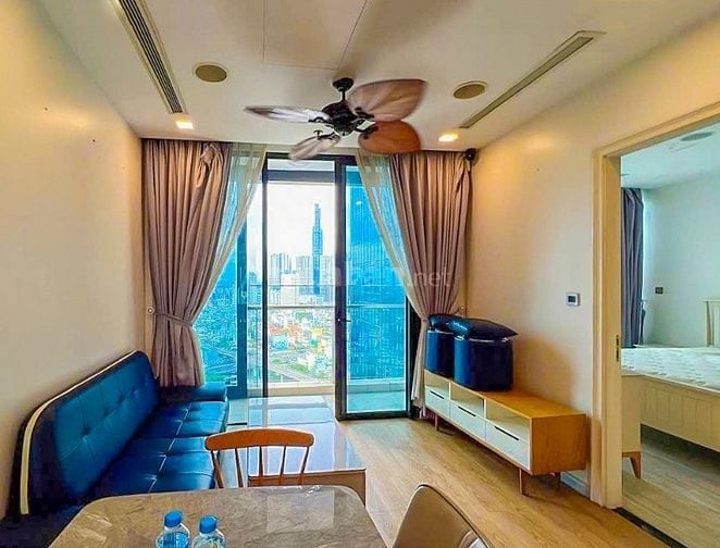 Bán Căn hộ tại Vinhomes Golden River Q1 tầng cao Aqua 2 gồm 2PN 78m2