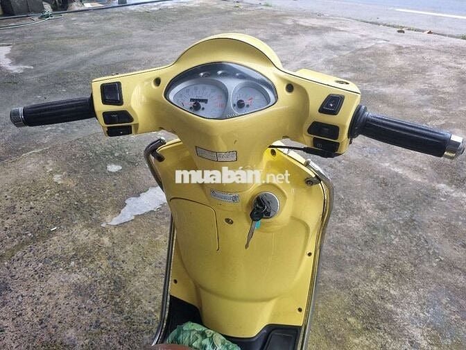 Dư nên bán elizabeth fi