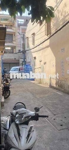 NHƯỢNG NGUYÊN CĂN HẺM 33 NGUYỄN ĐÌNH CHÍNH PHÚ NHUẬN