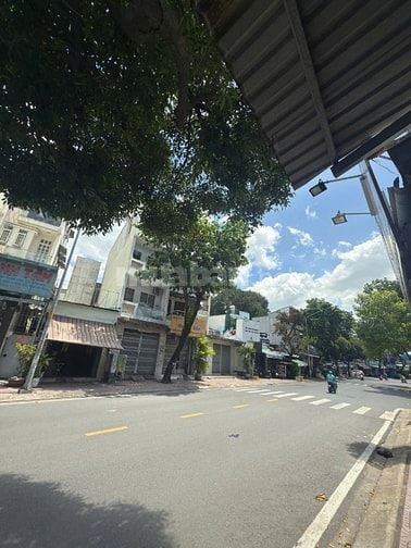 Nhà sát mặt tiền gò dầu bề ngang 5m cực tốt cực hiếm mà giá cực rẻ