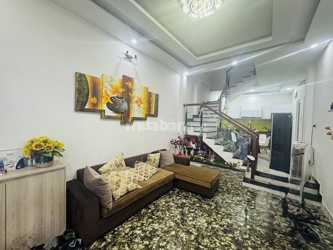 Siêu Hiếm - Gần Cầu Rồng - Đường Võ Văn Kiệt Nhà 3 Tầng