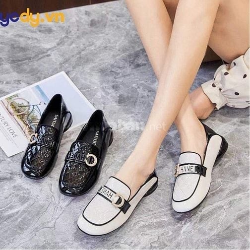 Giày lười Loafer Yody cho nàng công sở: Phối đồ cực xinh, đi bộ cả ngà