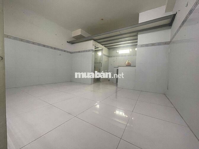 Phòng mới thoáng đẹp, gần kcn Tân Bình, chợ Phạm Đăng Giảng.