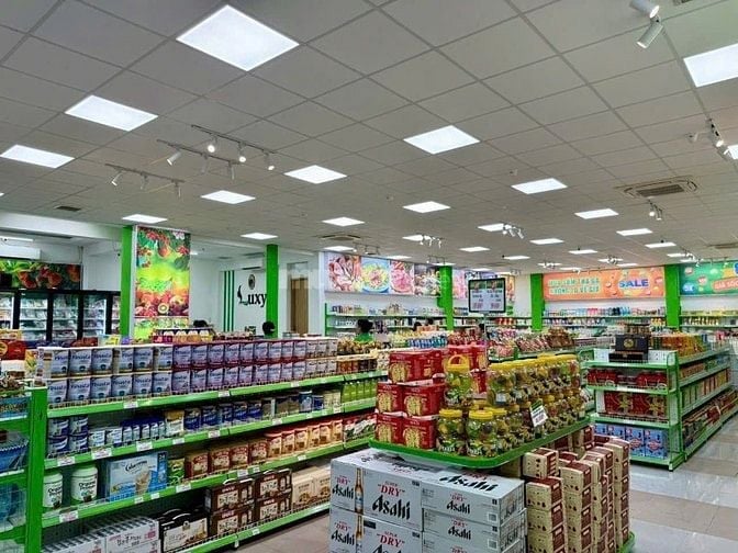 CỬA HÀNG CẦN TUYỂN GẤP NHÂN VIÊN