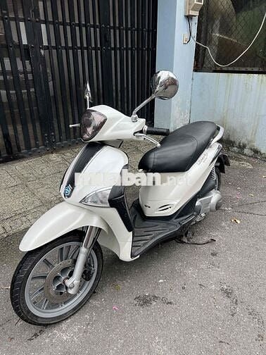 cần bán xe piaggio Liberty 150c Fi 2012 giá tốt