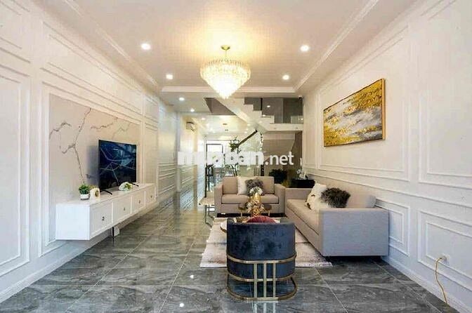 BÁN GẤP CĂN NHÀ PHỐ 1 TRỆT 2 LẦU 1 TUM, KẾ LÀNG ĐẠI HỌC, TRẠM METRO