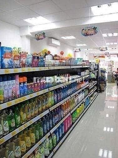 Tập hóa lớn  bình Chánh cần 3 bạn lao động phổ thông bán phụ Tết 