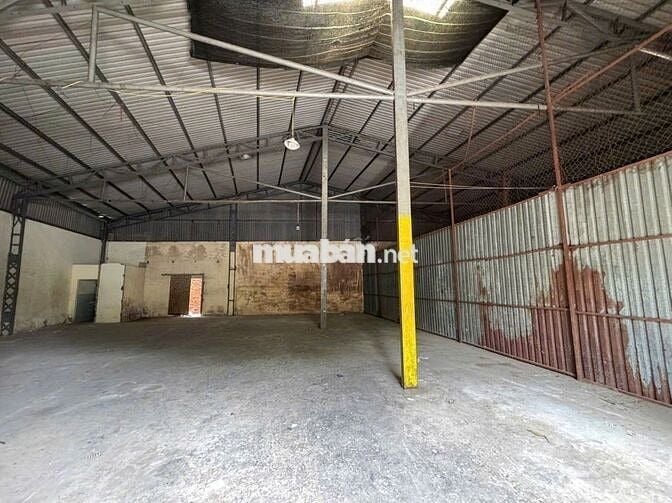 CHo thuê kho hẻm đường Hậu giang 12,8x16m thông suốt HXT