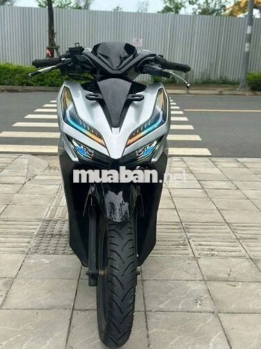 Honda Vario 150 Bạc đen