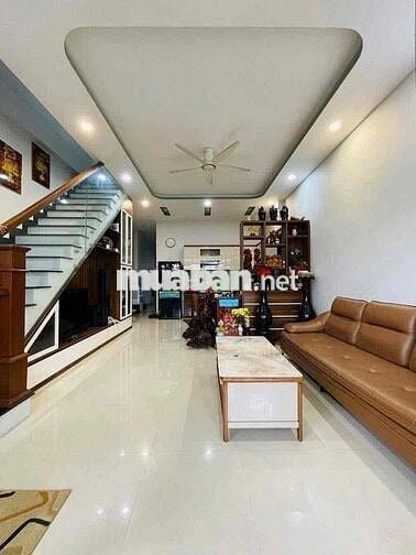 Bán nhà 3 tầng Thái Thông, Nam Nha Trang ( xã Vĩnh Thái cũ ) Giá Tốt