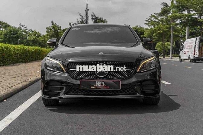 C300_AMG facelift model 2020 màu đen siêu ngầu