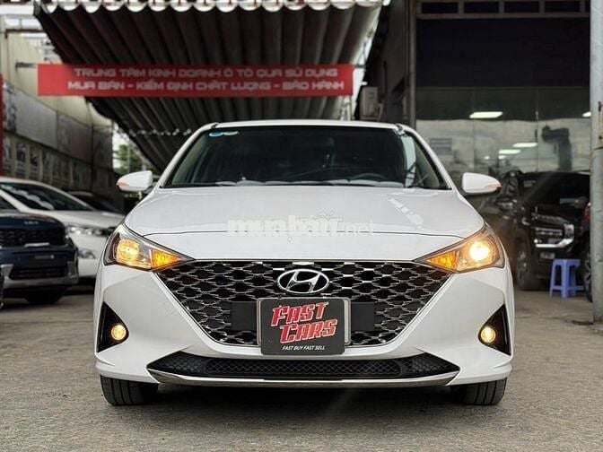 Hyundai Accent 2021 bản AT đi 69.000km