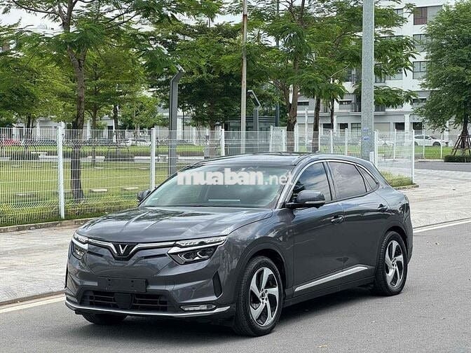 VF8 Eco 2022 GF Mua Pin SDI đi cực ít 16.000km