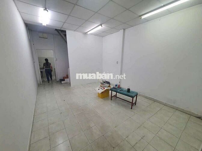 Cho thuê nhà nguyên căn.Đường Cách Mạng Tháng Tám.Phường 15.Quận 10