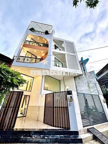 Nhà MP Thích Bửu Đăng, Gò Vấp, thiết kế hiện đại và đầy đủ tiện nghi