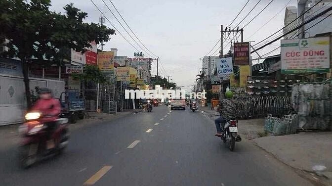 NHÀ MỚI ĐÚC 1 LẦU ĐƯỜNG XE HƠI4X34 ĐƯỜNG 833B. XÃ PHƯỚC VÂN. CẦN ĐƯỚC.