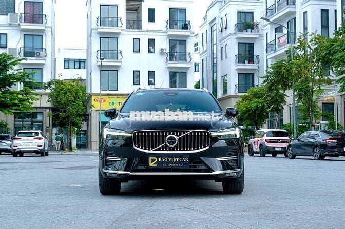 Volvo XC60 2022 B6 AWD - 70 nghìn km Đen Ánh Kim