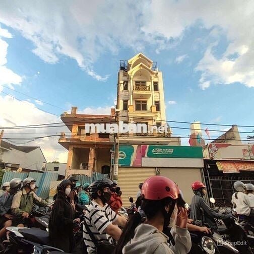 Cho thuê nhà 5 tầng mặt tiền kinh doanh sầm uất. Tân Bình