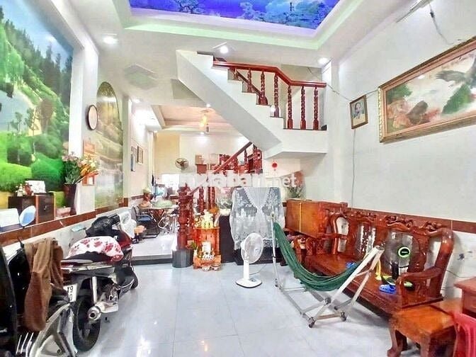 NHÀ 3 TẦNG Ở NGAY , 61M2 ( 4.2x14.3), XE HƠI TỚI CỬA, CHỈ 4.1 TỶ TL