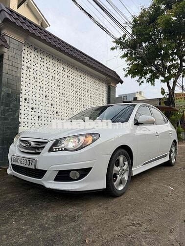 Hyundai Avante 2011 1.6 AT - 65000 km