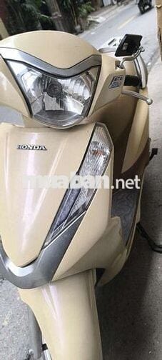 Honda Lead 125 - Xe zin