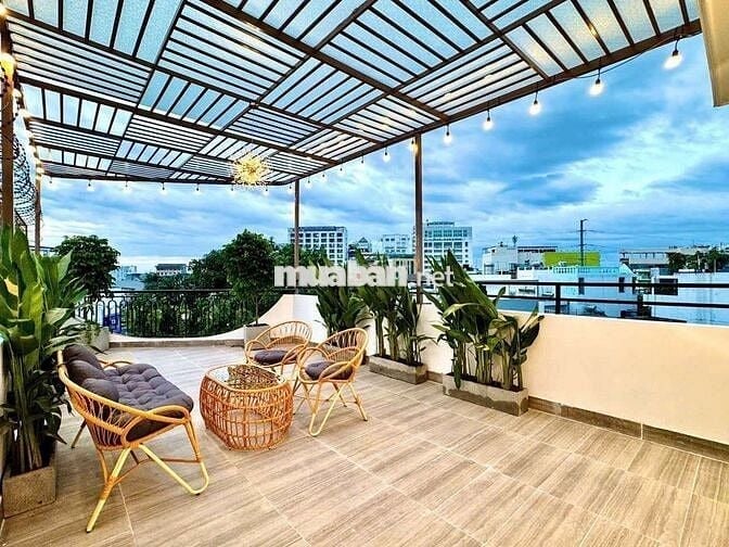 GẤP Nhà sát Phạm Văn Đồng 2 Xe hơi tránh 4 x 15 - 5 tầng