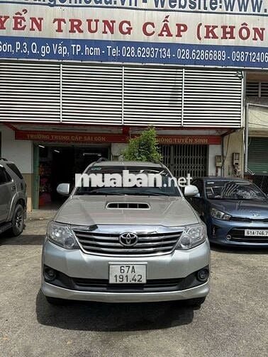 2014 2.7V TRD 4x4 - 387000 km